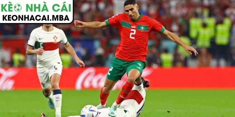CAN Cup 2025 nghẹt thở: Morocco vào tứ kết, Cameroon bay cao nhờ Mbeumo 2 Morocco vào tứ kết sau trận đấu căng như dây đàn