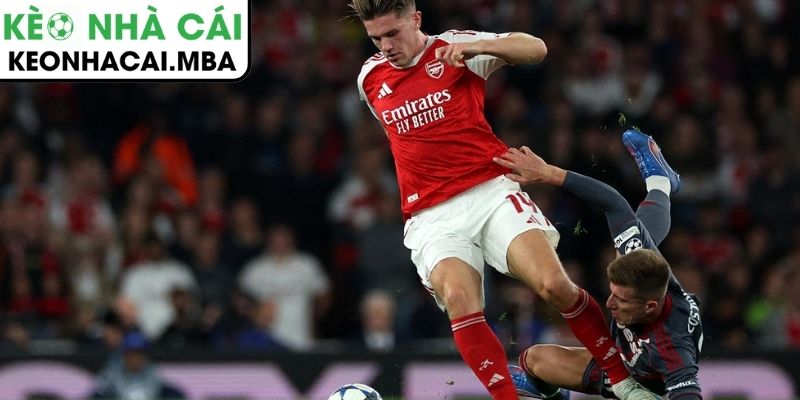 Huyền thoại MU thẳng thừng chê Gyokeres chưa đủ tầm