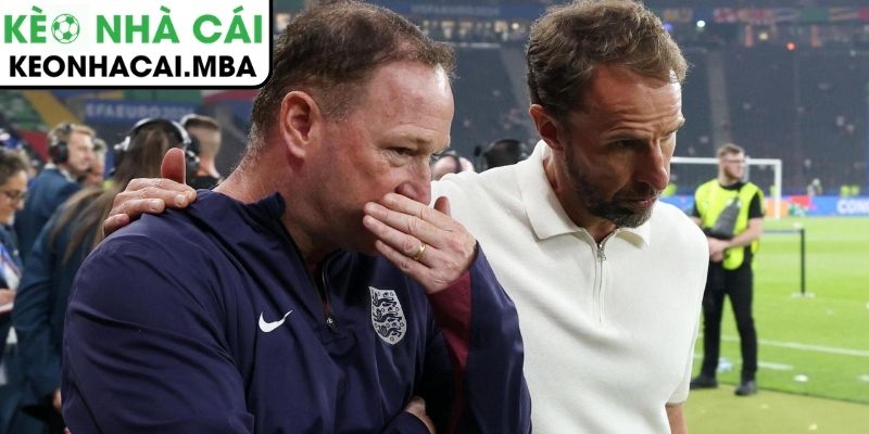 Hành trình đến Old Trafford và vai trò chiến lược