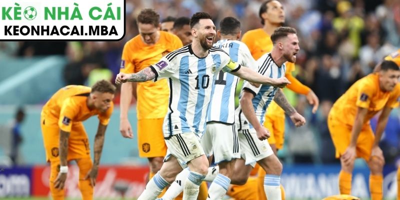 Messi tiến sát kỷ lục vĩ đại của Ronaldo lập từ năm 2024 4 Messi vẫn còn cơ hội tiến gần cột mốc 1.000 bàn