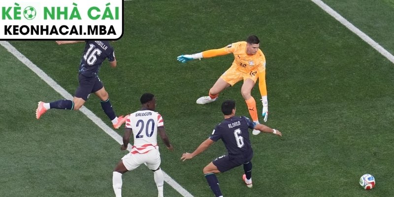 Cầu thủ đầu tiên phản lưới nhà tại World Cup 2026 là ai? 3 Bàn phản lưới khiến Bobadilla đi vào lịch sử World Cup