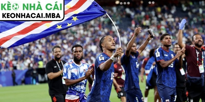 Hành trình lịch sử của đội bóng tí hon nhất World Cup