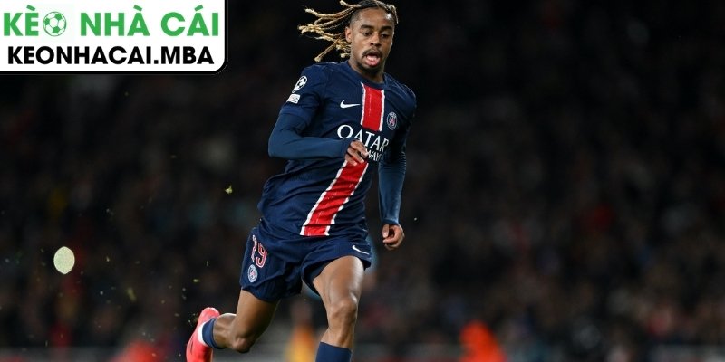 Liverpool tăng giá hỏi mua Barcola lên 135 triệu Euro cực gắt 2 Bước ngoặt tài chính và sự hiện diện của Amazon