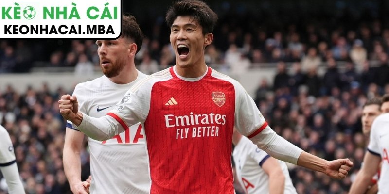 Takehiro Tomiyasu sắp trở lại Premier League vào năm 2026 2 Bối cảnh và lý do ngôi sao nhật bản tái xuất Anh Quốc